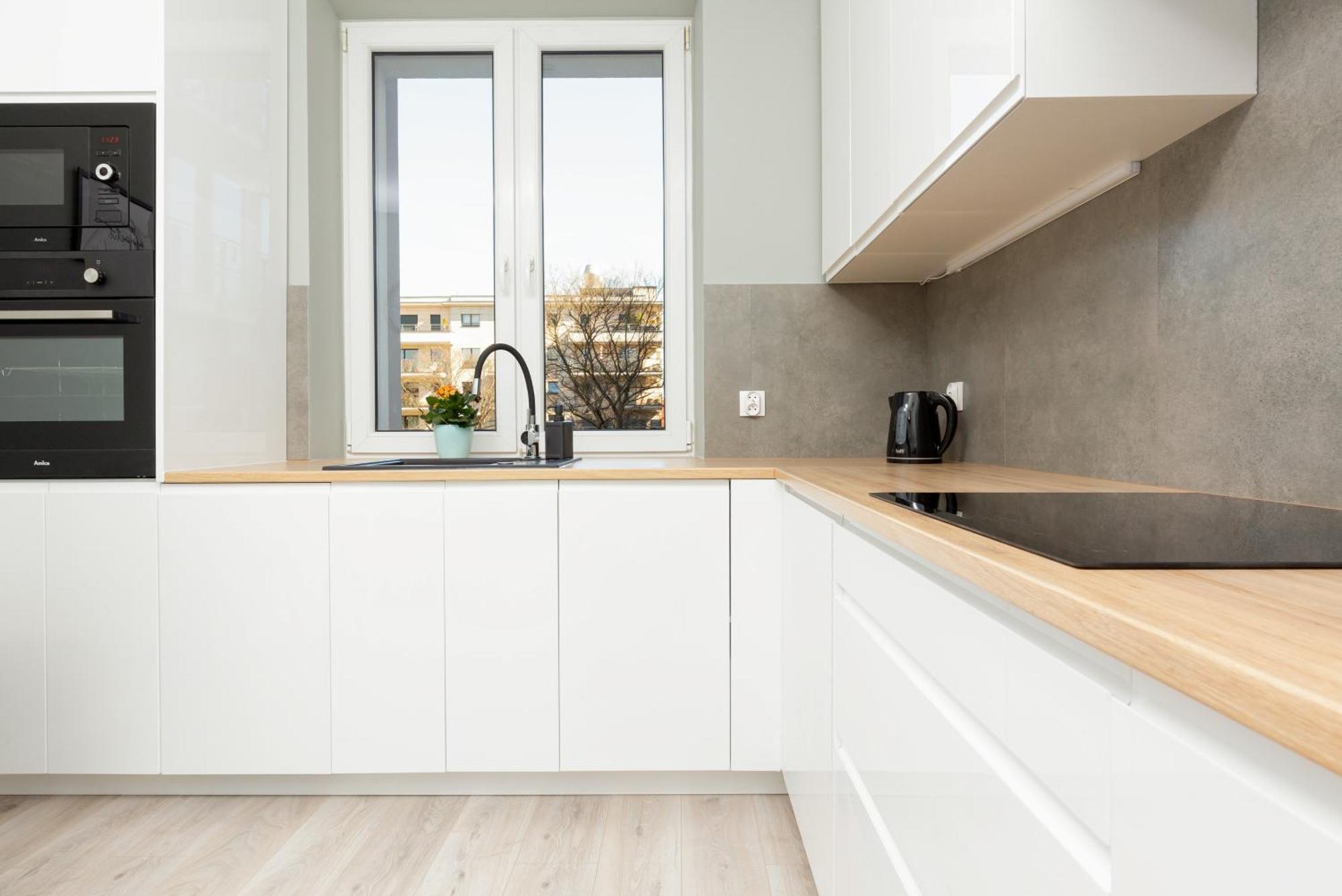 Central Apartment Emilii Plater By Noclegi Renters Warsaw Exterior photo
