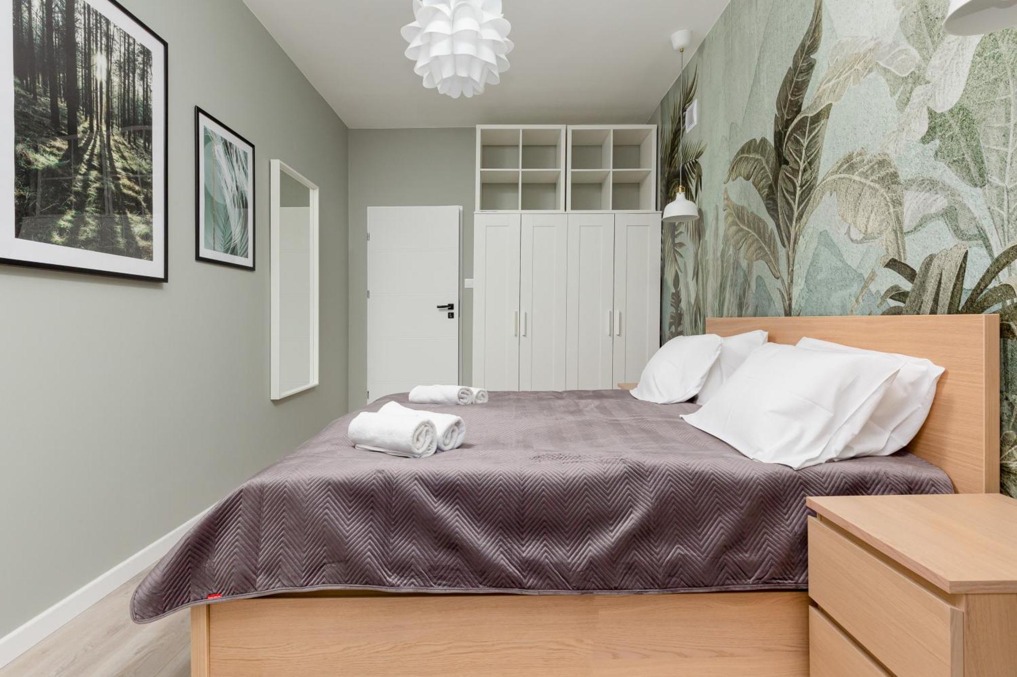 Central Apartment Emilii Plater By Noclegi Renters Warsaw Exterior photo